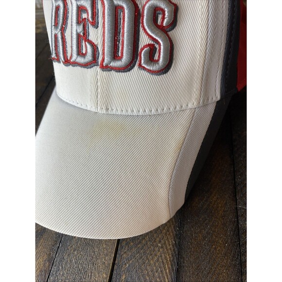 Cincinnati Reds Nike 1 Size Fitted Baseball Hat Cap - Picture 2 of 9